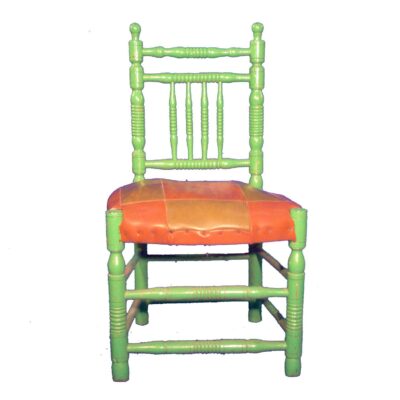 Silla verde y marrón
