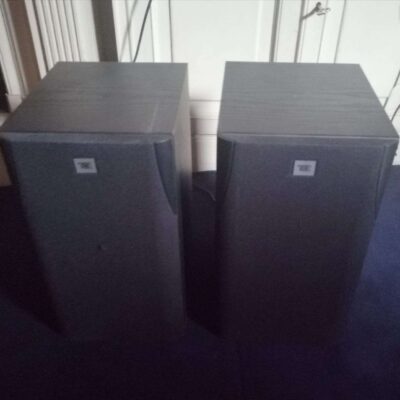 Altavoces JBL