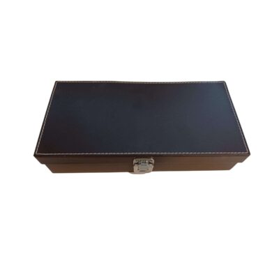 Caja ribeteada