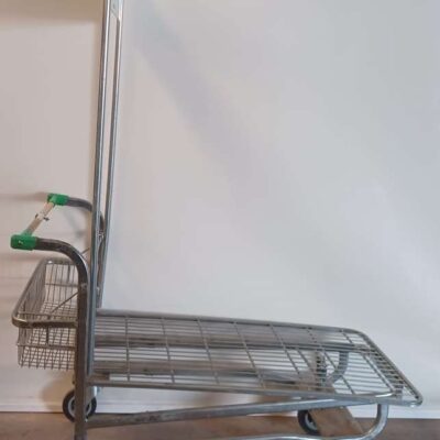 Commercial cart carrying large objects 03047