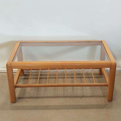 Wooden coffee table 01589