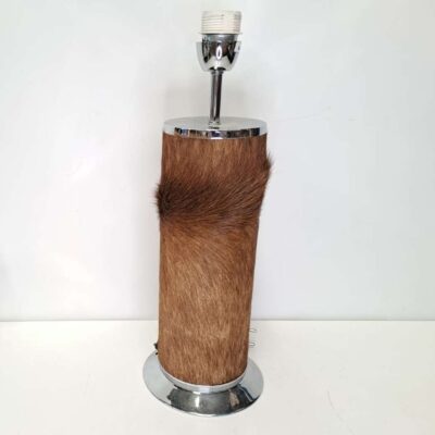 Lámpara de mesa. 06013