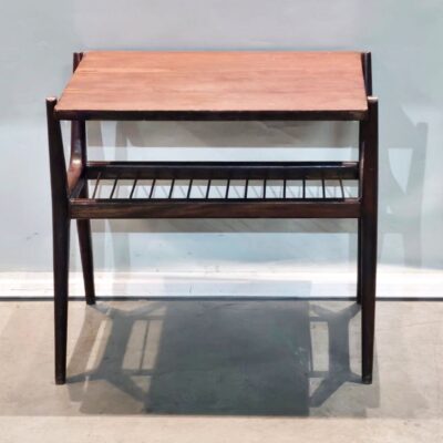 Side table with magazine rack maux_26