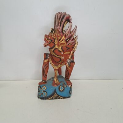 Wooden statuette. 04472
