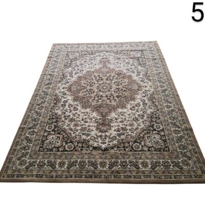 Alfombra de diseño oriental de la marca Nouristan, modelo Mirkan Orient, de color beige y marrón alquiler para eventos, publicidad, peliculas y series
