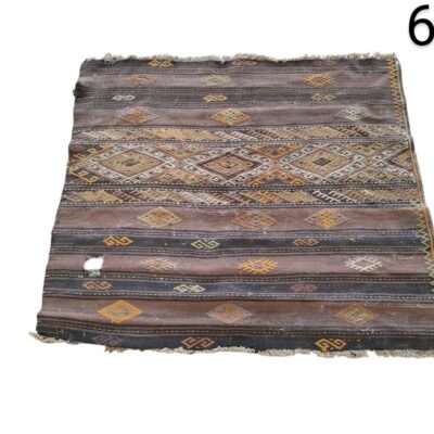 Alfombra Kilim turca vintage de lana hecha a mano alquiler para eventos, publicidad, peliculas y series
